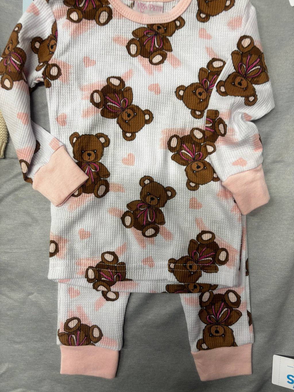 TWO PIECE LONG SLEEVE PAJAMAS BEAR PRINT